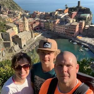 Meet your Posher, Suzanne